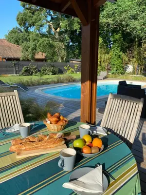Nourriture dans la villa ou à proximité