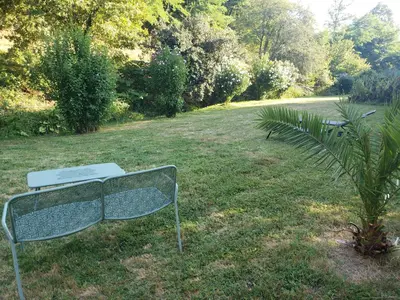 Jardin de l'établissement Meublé de tourisme FONTARRABIE