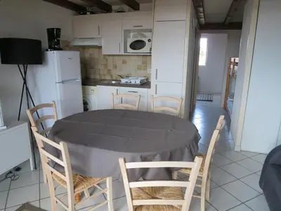 Cuisine ou kitchenette dans l'établissement Les Flots Bleus Etage