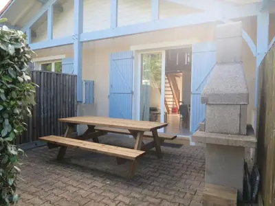 Terrasse ou espace extérieur de l'établissement Les Marines