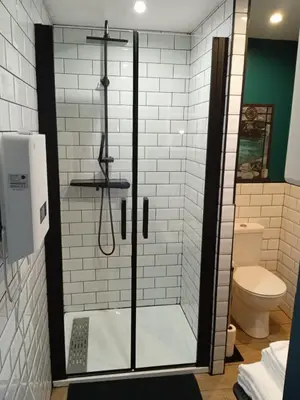 Salle de bains dans l'établissement la petite Poyannaise
