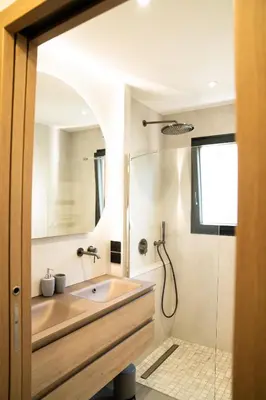 Salle de bains dans l'établissement Villa Aréna à Labenne-Océan