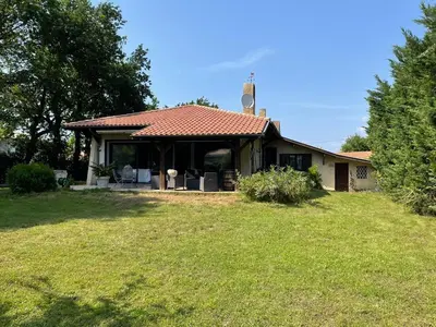 Jardin de l'établissement Villa Familiale