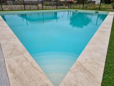 Piscine de l'établissement La Cabane de Mimizland ~ 10 min à pied de l'océan ou située à proximité