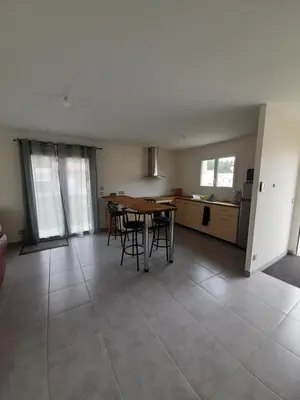 Cuisine ou kitchenette dans l'établissement Maison Aureilhan Mimizan Landes