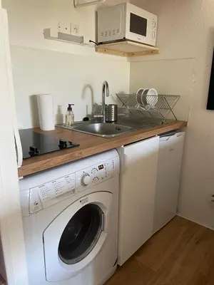 Cuisine ou kitchenette dans l'établissement Appartement à Seignosse océan 2 chb et jardin