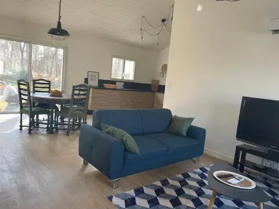 Coin salon dans l'établissement Maison neuve entre Bassin d'Arcachon et Landes