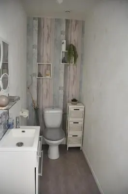 Salle de bains dans l'établissement Maison avec piscine, jaccuzi, hammam à 800 m du lac