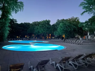 Piscine de l'établissement cottage « maison du golf » à Moliets ou située à proximité