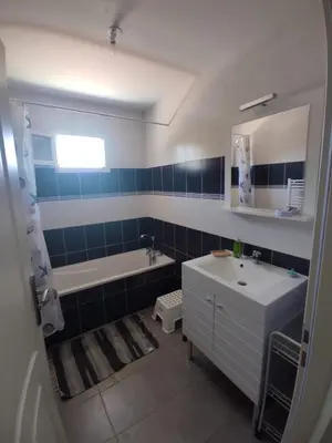 Salle de bains dans l'établissement 3*** Mimizan 800m plage sud - villa 8/10 pers