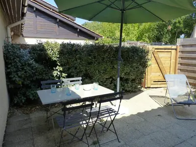 Terrasse ou espace extérieur de l'établissement Les Rives de Capbreton Villa patio Résidence pour 4 personnes