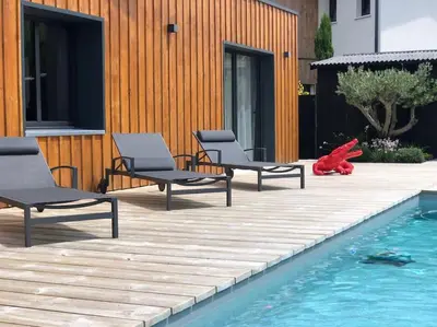 Piscine de l'établissement Nanie - Villa centre-ville, piscine, wifi - La Teste de Buch ou située à proximité