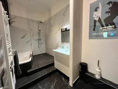 Salle de bains dans l'établissement La Cabane de la Dune ~ Au bord de l'Océan