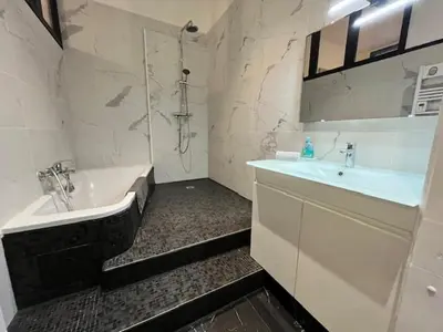Salle de bains dans l'établissement La Cabane de la Dune ~ Au bord de l'Océan
