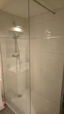 Salle de bains dans l'établissement Le Petit Eden des Dunes