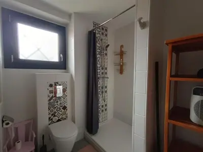 Salle de bains dans l'établissement Les trompettes de Jéricho