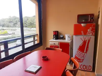 Plateau bouilloire dans l'établissement Appartement 4 couchages à Capbreton avec piscine, tennis et plage à pied - FR-1-239-867