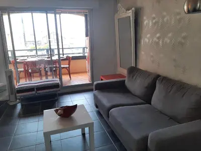 Coin salon dans l'établissement Appartement 4 couchages à Capbreton avec piscine, tennis et plage à pied - FR-1-239-867