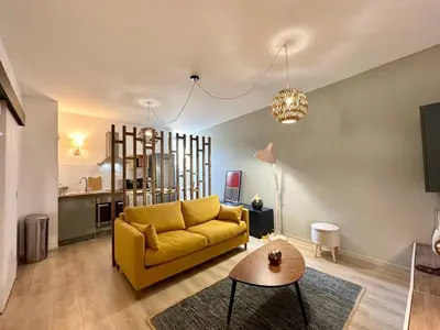 Coin salon dans l'établissement LE PANCAUT- Chaleureux - Hyper Centre
