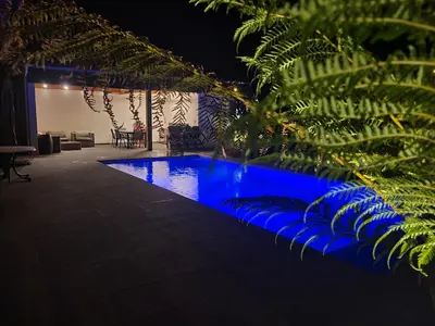 Piscine de l'établissement Chambres d'hôtes, meublé tourisme de France étoilé, 5 minutes de l'océan, 2 vélos à disposition ou située à proximité