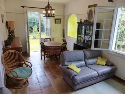 Coin salon dans l'établissement Villa LA TEIGNOUSE entre lac et océan terrasse et jardinet pour 6 personnes