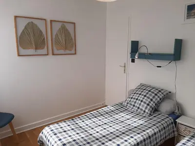 Un ou plusieurs lits dans un hébergement de l'établissement Villa Patio Charmante, 2 Pas des Plages, Terrasse, Parking, Piste Cyclable - FR-1-239-892
