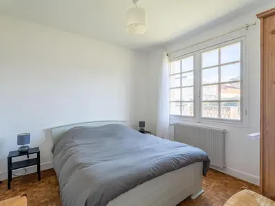 Un ou plusieurs lits dans un hébergement de l'établissement Maison 3* à Mimizan Plage, 6 pers, jardin clos, proche plages et activités - FR-1-50-110