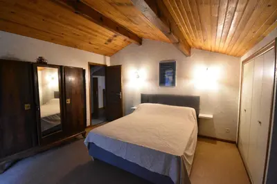 Un ou plusieurs lits dans un hébergement de l'établissement La rose du pley - Seignosse spacieuse villa dans quartier calme et résidentiel
