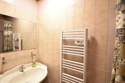 Salle de bains dans l'établissement Aire Ona 1 - Hossegor appartement situé à deux pas de la plage de la gravière