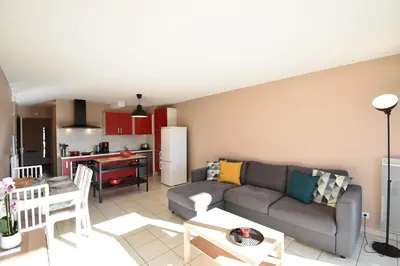 Cuisine ou kitchenette dans l'établissement Cap Marina - Capbreton proche port de plaisance appartement 4 personnes