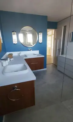 Salle de bains dans l'établissement La Maison Tchanquée jusqu'à 12 personnes Jacuzzi privé