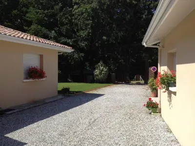 Jardin de l'établissement maison entre lacs et ocean