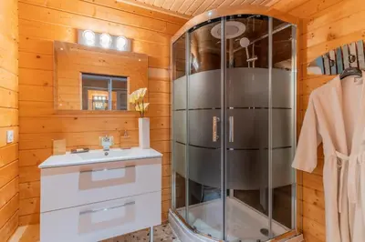 Salle de bains dans l'établissement Villa Perle du Bassin Vue Mer - Arcachon-La Hume