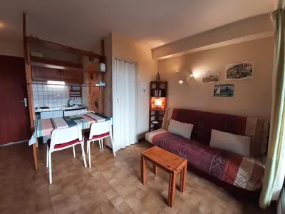 Cuisine ou kitchenette dans l'établissement Studio idéal proche plage et port, 3 pers - FR-1-239-930
