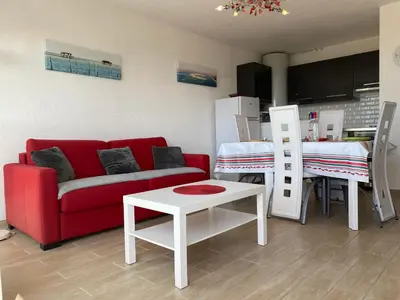 Cuisine ou kitchenette dans l'établissement Superbe Appartement Superbe Vue Océan