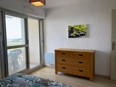 Un ou plusieurs lits dans un hébergement de l'établissement Superbe Appartement Superbe Vue Océan